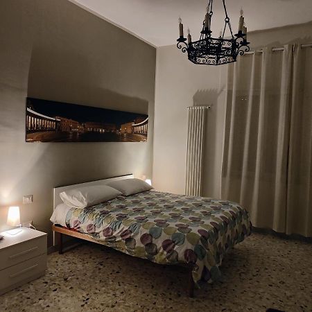 Апартаменты La Dimora Dell'Avvocato Неаполь Экстерьер фото